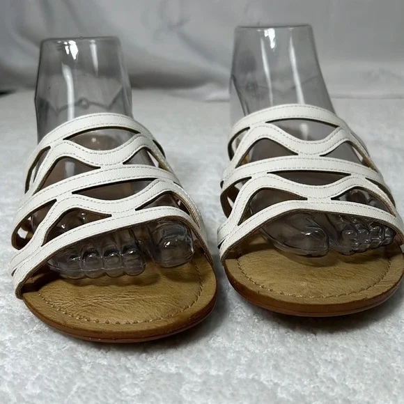 New! Kelly & Katie Kenzy white cushion slide on sandals low block heel size 10 - Picture 2 of 9